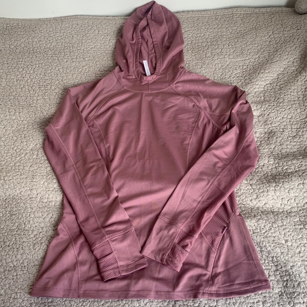 Long sleeve Fabletics workout top